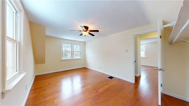 950 Saxonburg Blvd, Shaler, PA 15223