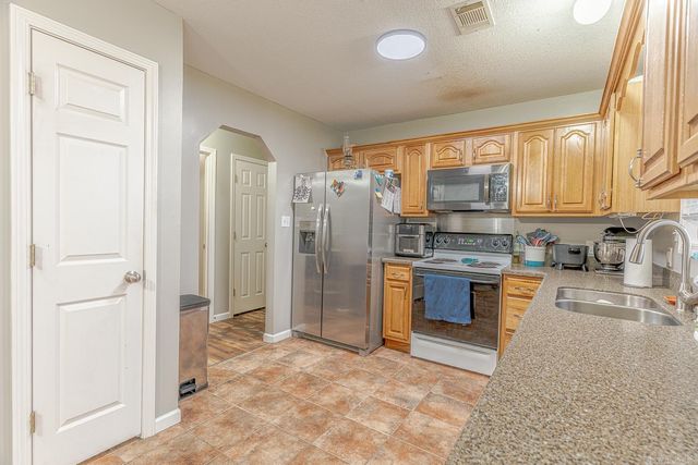 125 Summer Leigh Cove, Bay, AR 72411