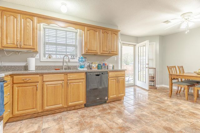 125 Summer Leigh Cove, Bay, AR 72411