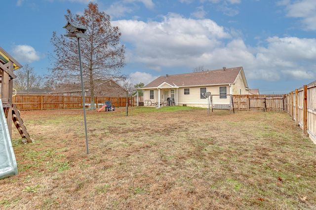 125 Summer Leigh Cove, Bay, AR 72411