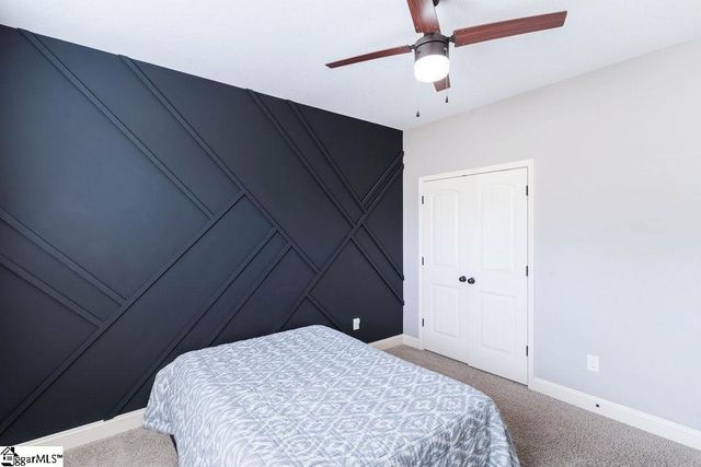 222 Natures Court, Campobello, SC 29322