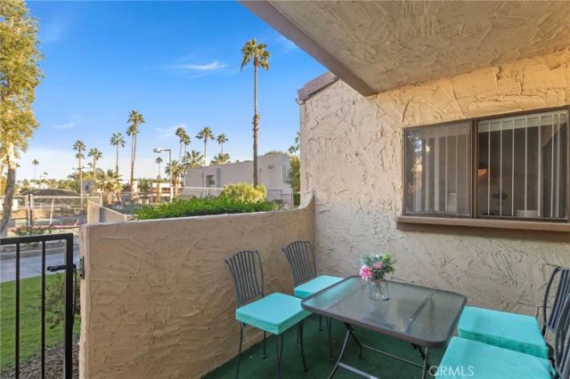 5300 E Waverly Drive M4115, Palm Springs, CA 92264