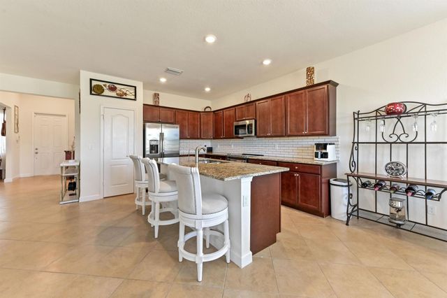 7384 NW Greenspring Street, Port St Lucie, FL 34987