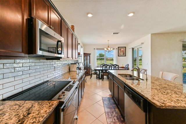 7384 NW Greenspring Street, Port St Lucie, FL 34987