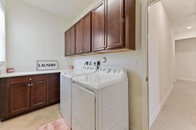 7384 NW Greenspring Street, Port St Lucie, FL 34987