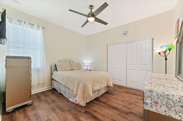 7384 NW Greenspring Street, Port St Lucie, FL 34987