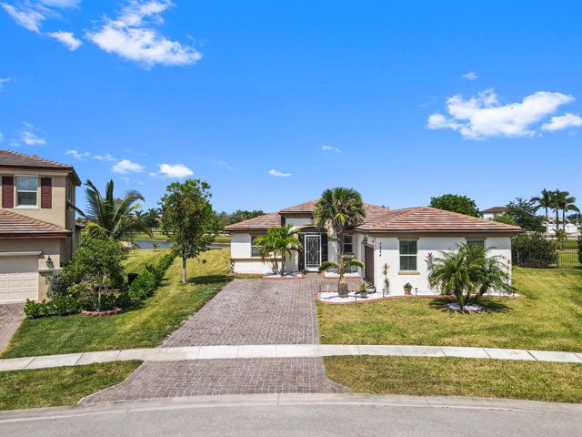 7384 NW Greenspring Street, Port St Lucie, FL 34987