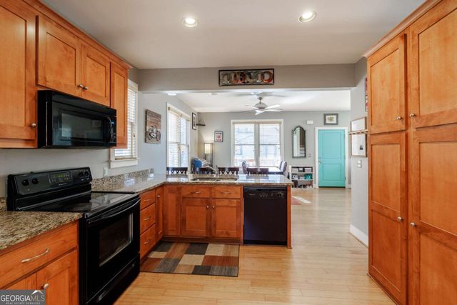 225 Fourth Street, Athens, GA 30601