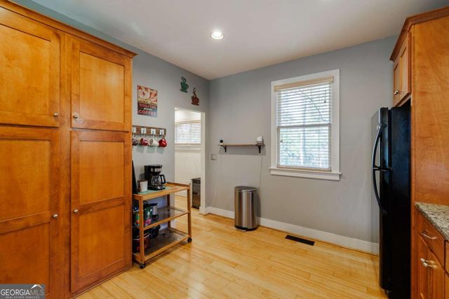 225 Fourth Street, Athens, GA 30601