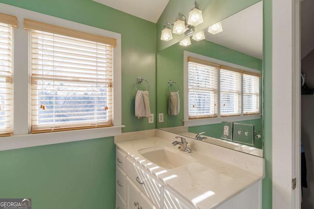 225 Fourth Street, Athens, GA 30601