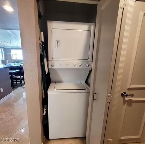 270 East Flamingo Road 414, Las Vegas, NV 89169