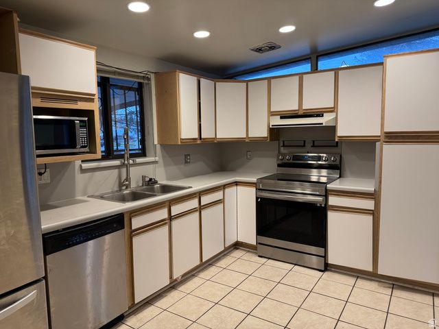 3951 S SOUTHBOURNE WAY, West Valley City, UT 84119