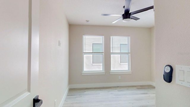 5112 3RD AVENUE N, St Petersburg, FL 33710