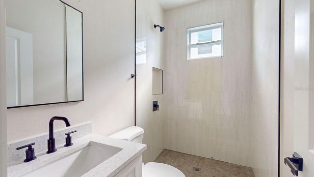 5112 3RD AVENUE N, St Petersburg, FL 33710