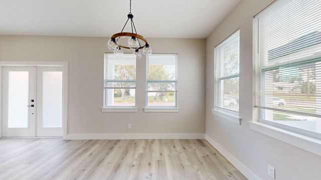 5112 3RD AVENUE N, St Petersburg, FL 33710