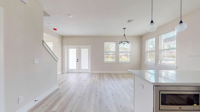 5112 3RD AVENUE N, St Petersburg, FL 33710