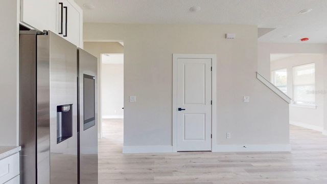 5112 3RD AVENUE N, St Petersburg, FL 33710