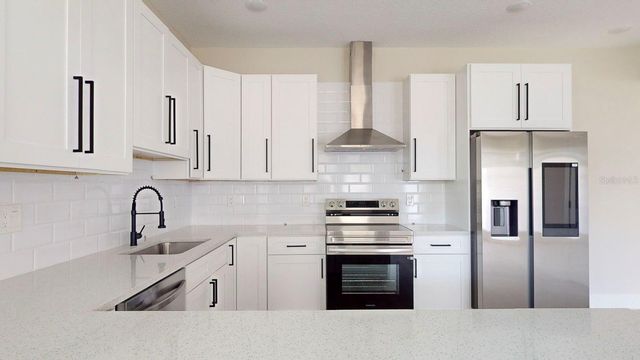 5112 3RD AVENUE N, St Petersburg, FL 33710