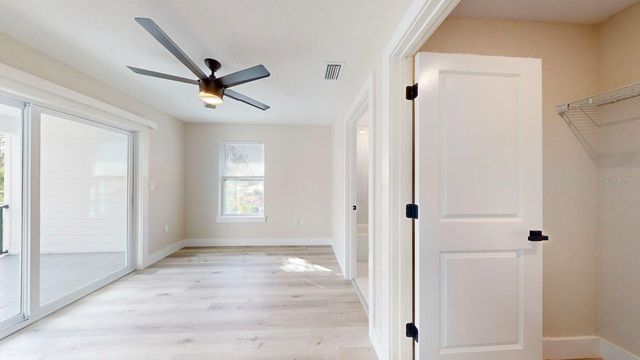 5112 3RD AVENUE N, St Petersburg, FL 33710