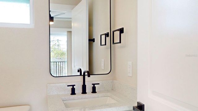 5112 3RD AVENUE N, St Petersburg, FL 33710