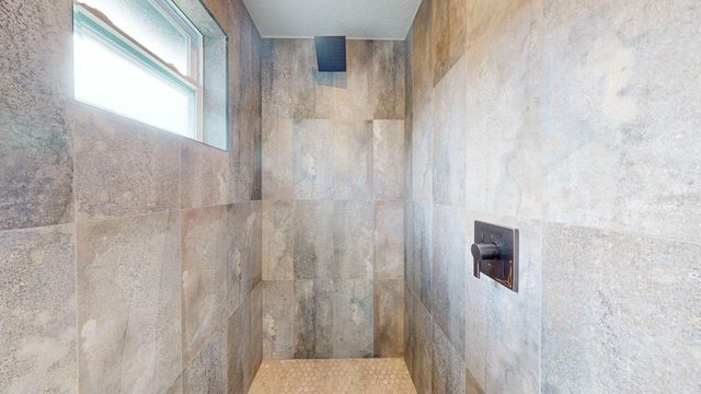 5112 3RD AVENUE N, St Petersburg, FL 33710