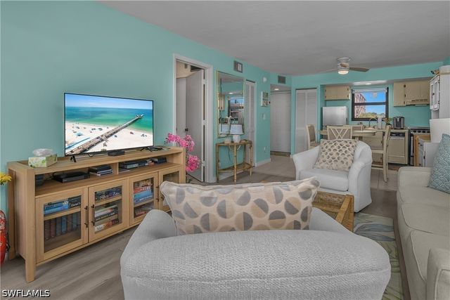 1024 Anglers CV C308, Marco Island, FL 34145