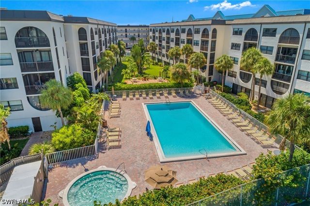 1024 Anglers CV C308, Marco Island, FL 34145