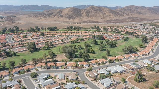 2699 Peach Tree St, Hemet, CA 92545