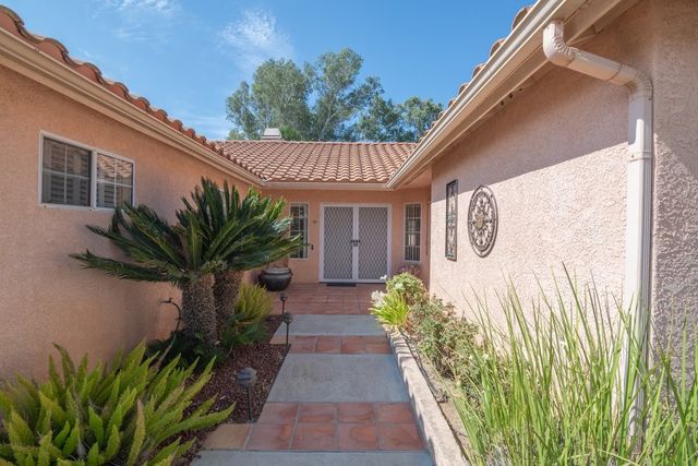 2699 Peach Tree St, Hemet, CA 92545