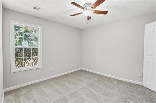 429 Blue Creek Lane, Loganville, GA 30052