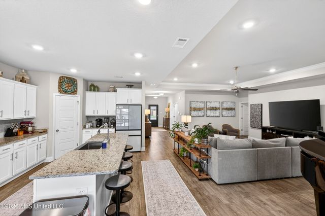 11648 Talla Drive, Ocean Springs, MS 39564