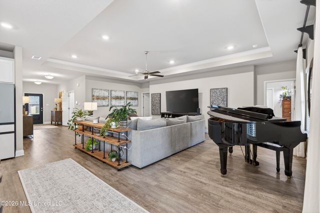 11648 Talla Drive, Ocean Springs, MS 39564