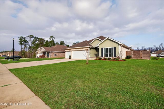 11648 Talla Drive, Ocean Springs, MS 39564