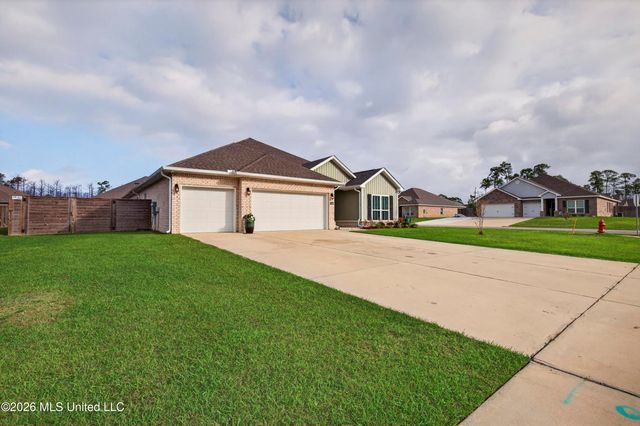 11648 Talla Drive, Ocean Springs, MS 39564