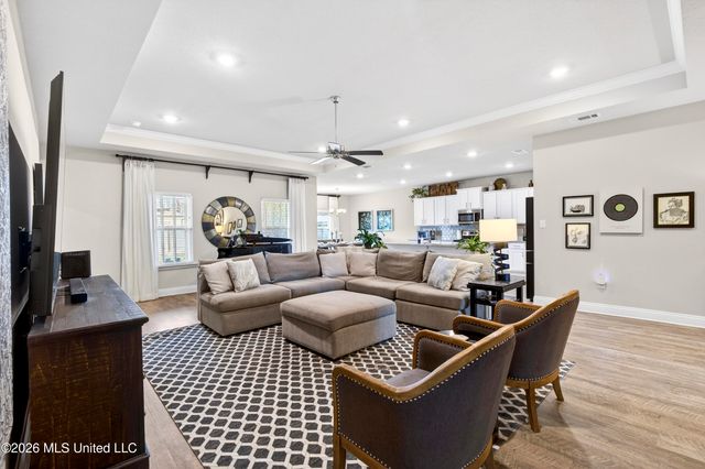 11648 Talla Drive, Ocean Springs, MS 39564