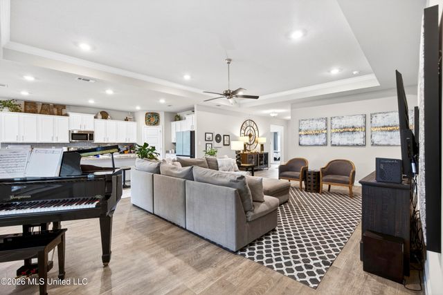 11648 Talla Drive, Ocean Springs, MS 39564