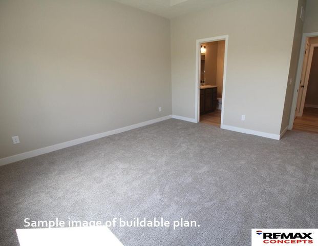 975 W Avondale Street, Lincoln, NE 68523