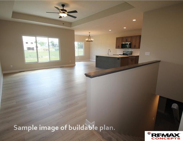 975 W Avondale Street, Lincoln, NE 68523
