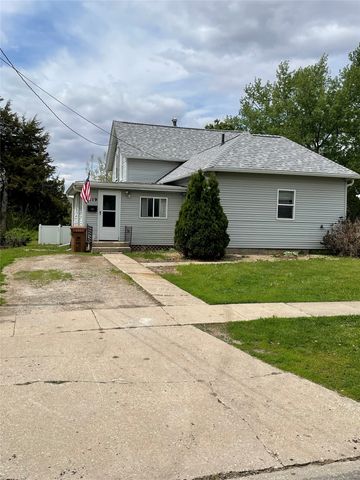 1219 Spencer Street, Grinnell, IA 50112