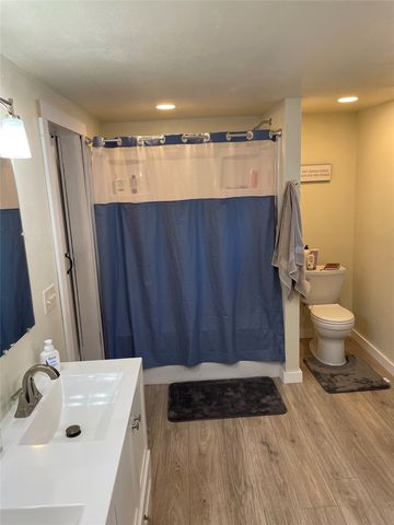 1219 Spencer Street, Grinnell, IA 50112