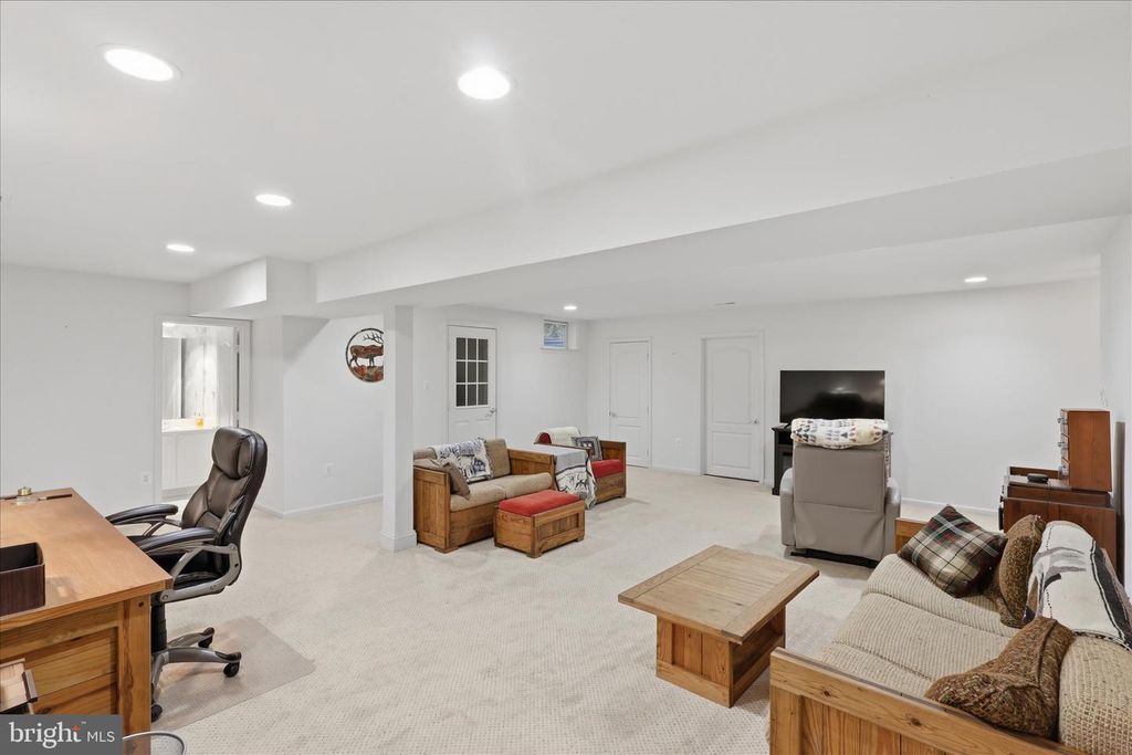 Image 53 of property listing at 2655 BROOK VALLEY RD, Frederick, MD 21701