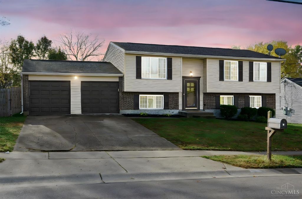 5704 Neptune Way, Fairfield, OH 45014