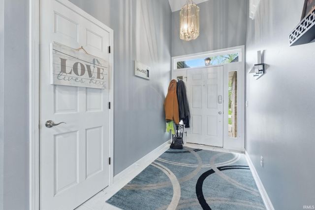 8916 Spring Forest Drive, Fort Wayne, IN 46804