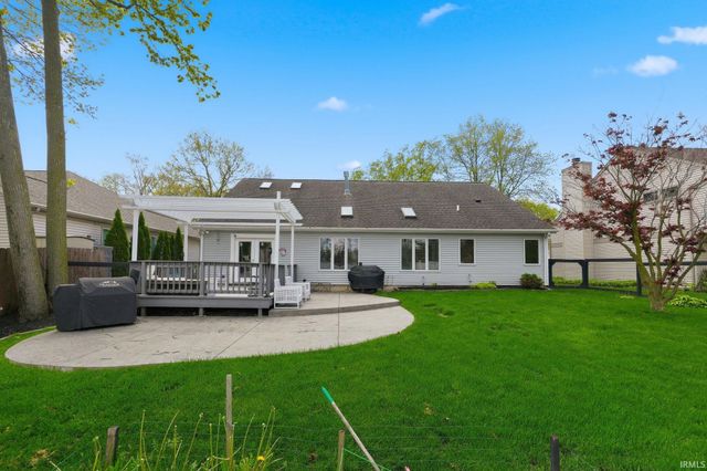 8916 Spring Forest Drive, Fort Wayne, IN 46804