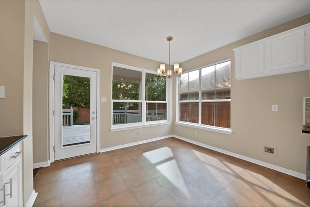 9316 Western Trail, Irving, TX 75063