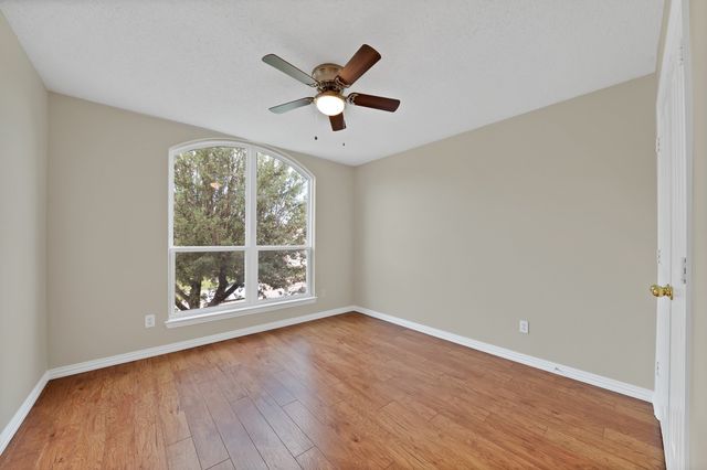 9316 Western Trail, Irving, TX 75063