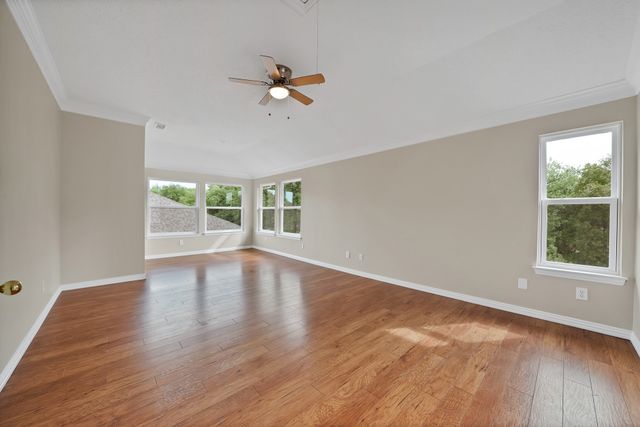 9316 Western Trail, Irving, TX 75063