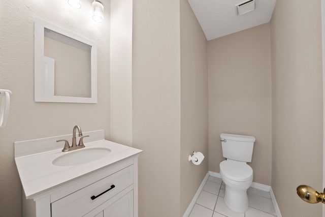 9316 Western Trail, Irving, TX 75063