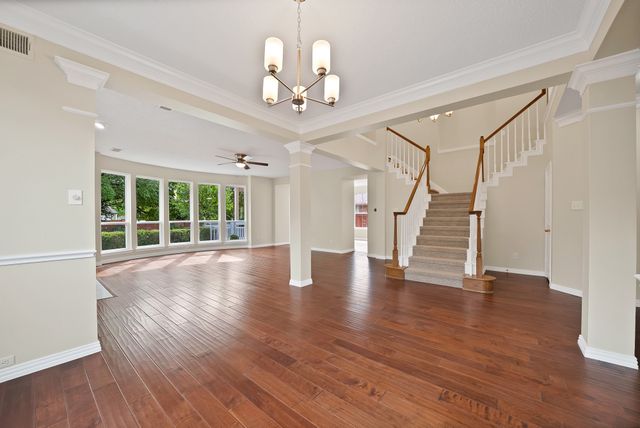 9316 Western Trail, Irving, TX 75063