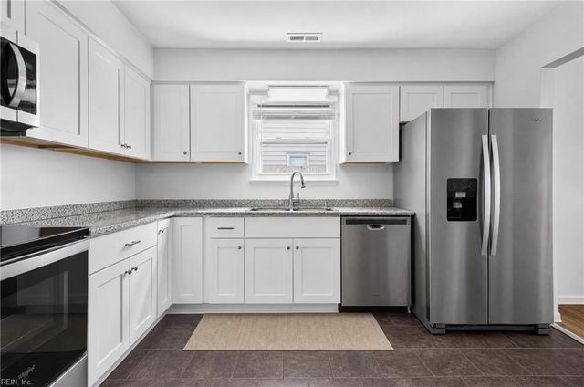 997 Culver LN, Virginia Beach, VA 23454